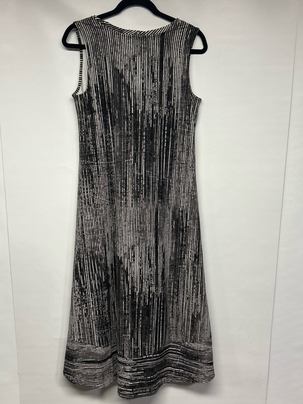 H by Halston Black and White Striped Sleeveless Midi Dress - Picture 5 of 5